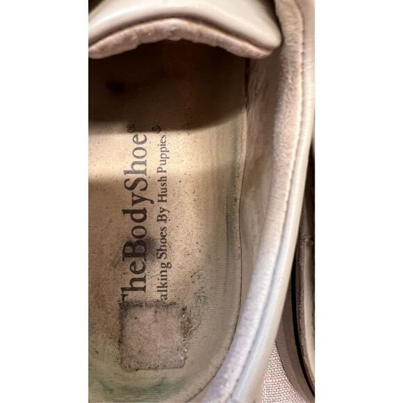 THE BODY SHOE BEIGE HUSH PUPPIES MALL WALKER MENS SIZE 6 wide - Picture 9 of 11